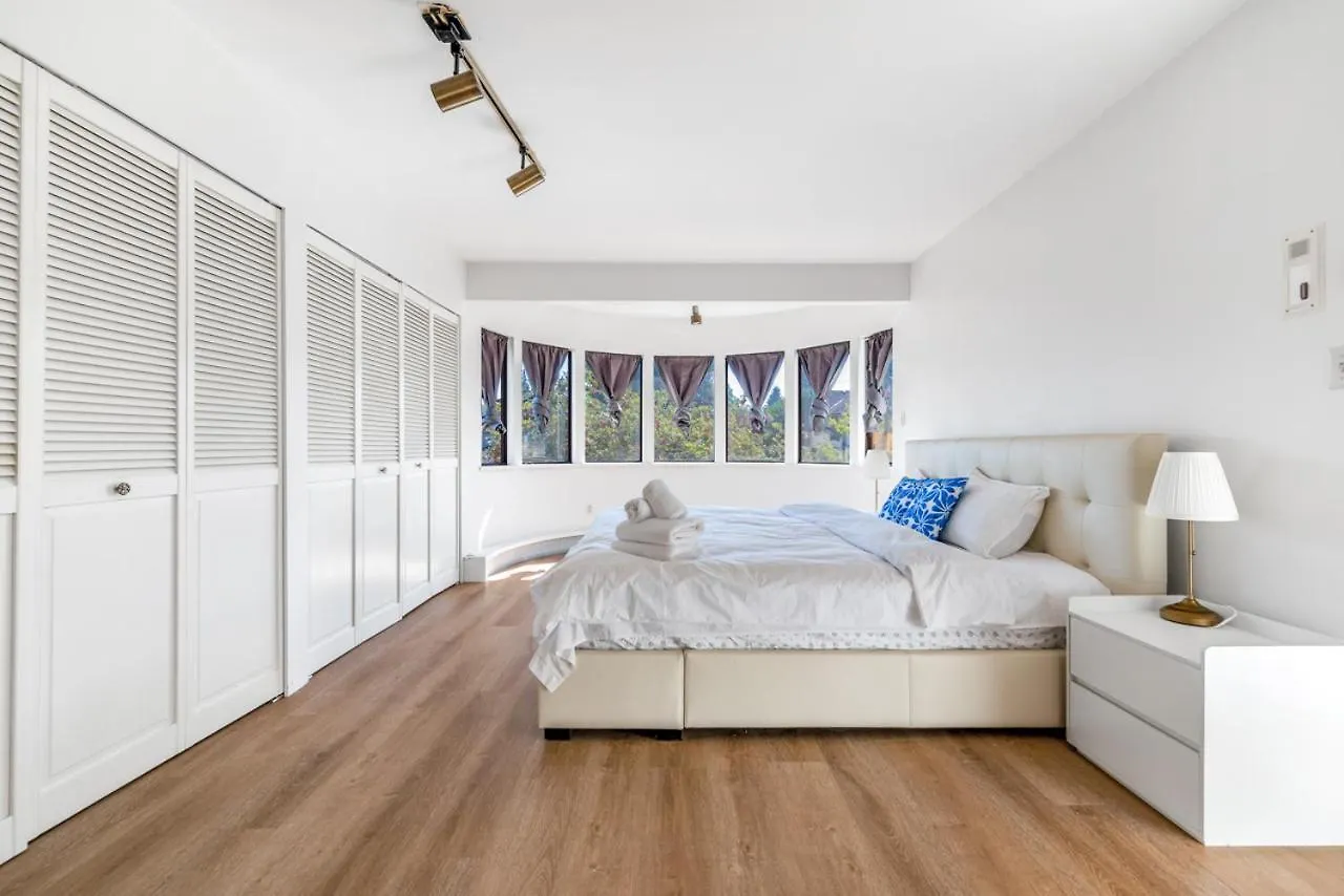 Homestay Sunny 1-Bedroom Private Rooms In Charming Vancouver Canada